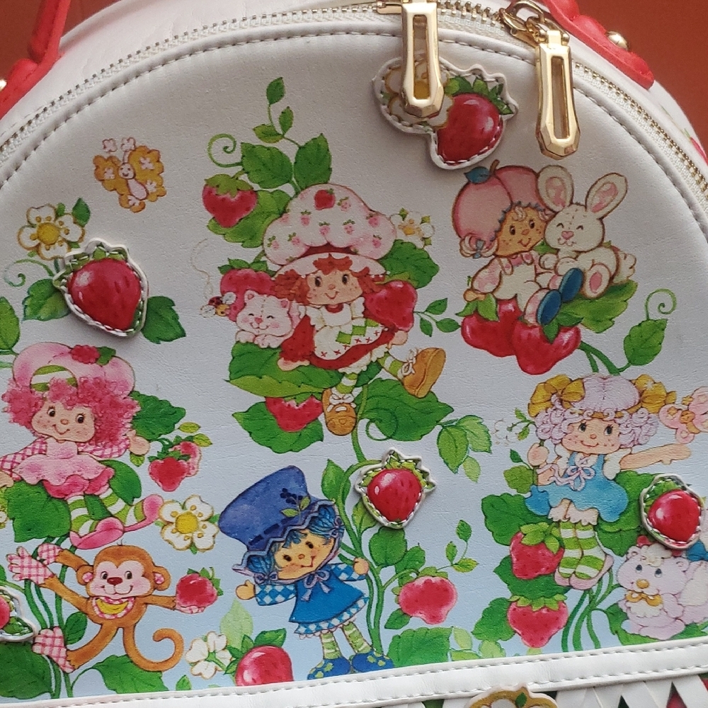 Strawberry Shortcake and Friends - Picture 3 of 8